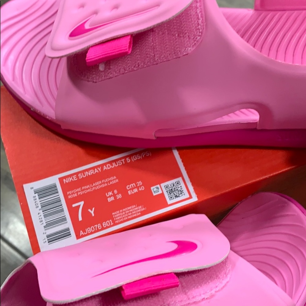 NIKE SUNRAY ADJUST 5 (GS/PS) Psychic Pink/Laser - Picture 16 of 16